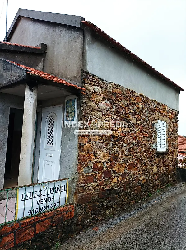 Moradia T3 em Cabril, €55.000