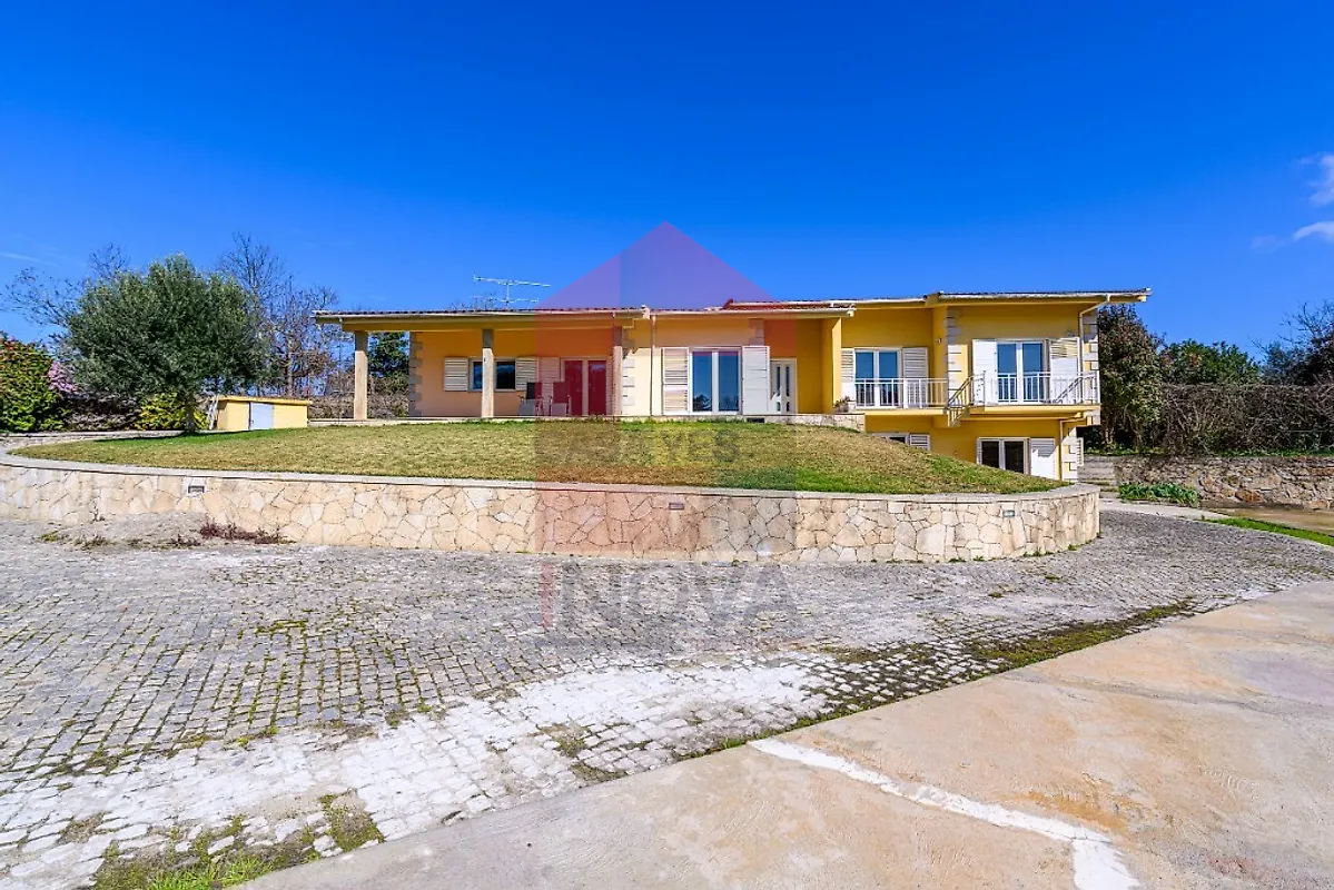 Moradia T4 à venda em Vila Verde e Barbudo, Vila Verde — foto 3