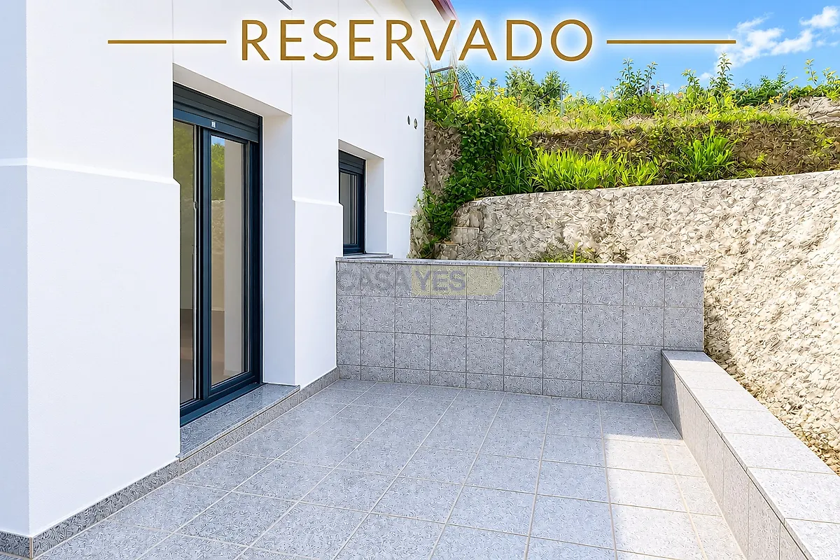 Apartamento T1 em Colmeias e Memória, €165.000
