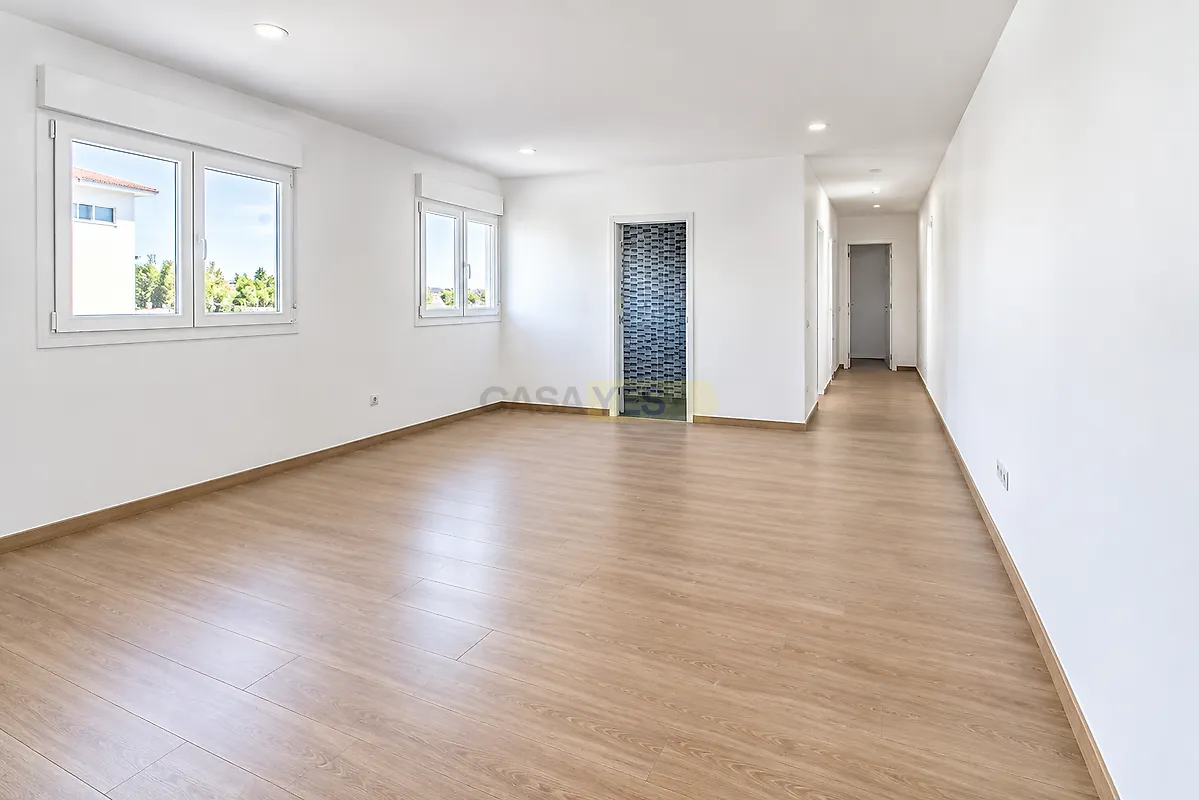 Apartamento T2 à venda em Colmeias e Memória, Leiria — foto 3