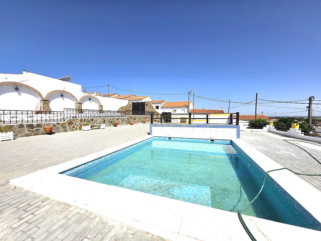 Moradia T4 em Póvoa de São Miguel, €324.000