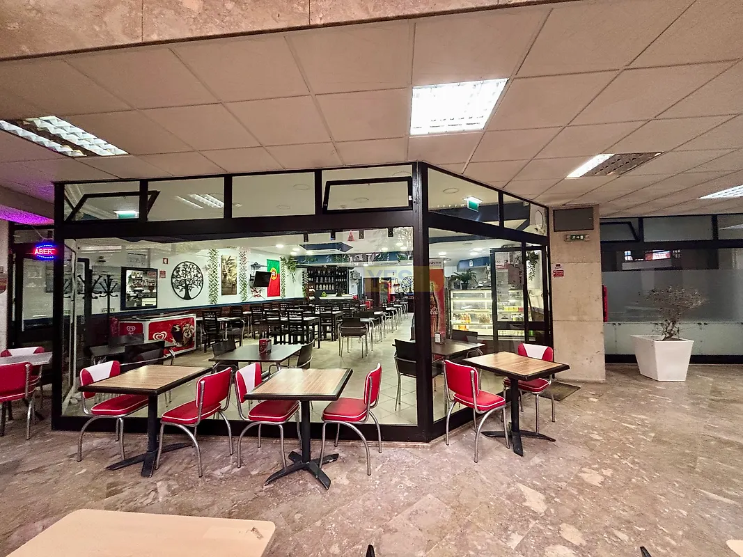 Apartamento T0 à venda em Faro (Sé e São Pedro), Faro — foto 2