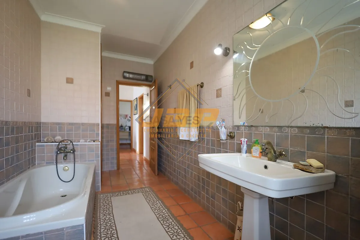 Apartamento T3 à venda em Valado dos Frades, Nazaré — foto 34