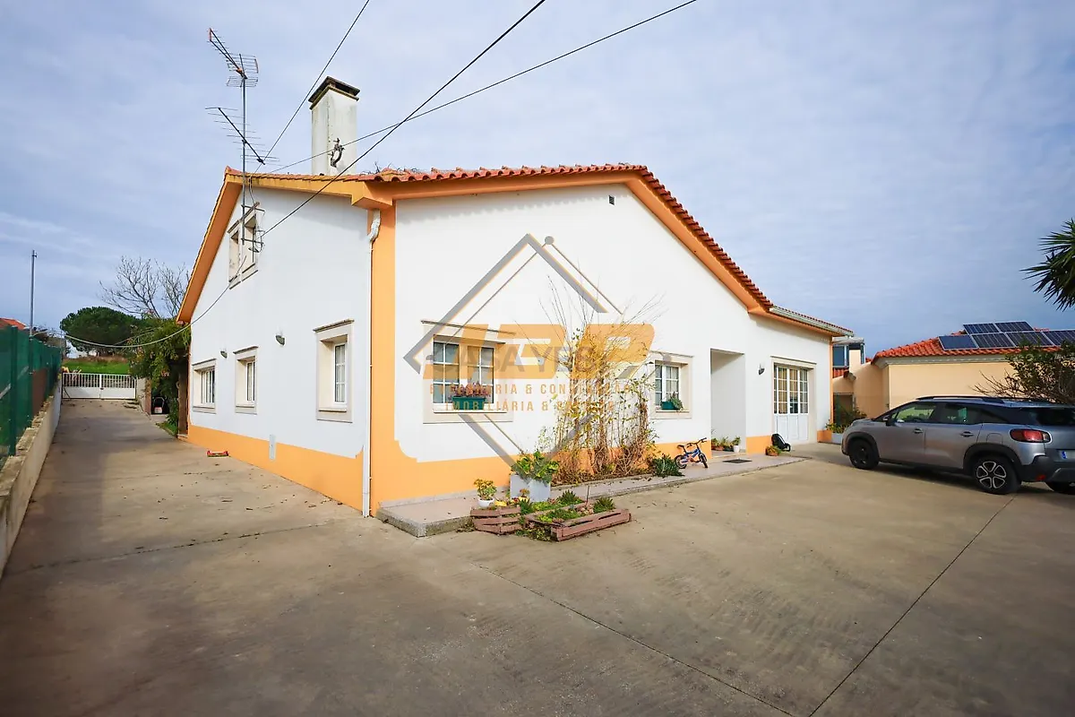 Apartamento T3 à venda em Valado dos Frades, Nazaré — foto 4
