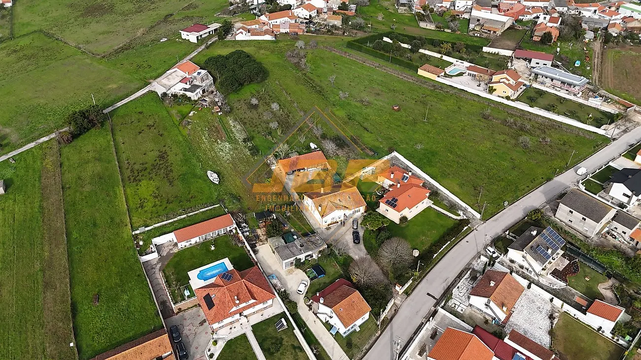 Apartamento T3 à venda em Valado dos Frades, Nazaré — foto 13