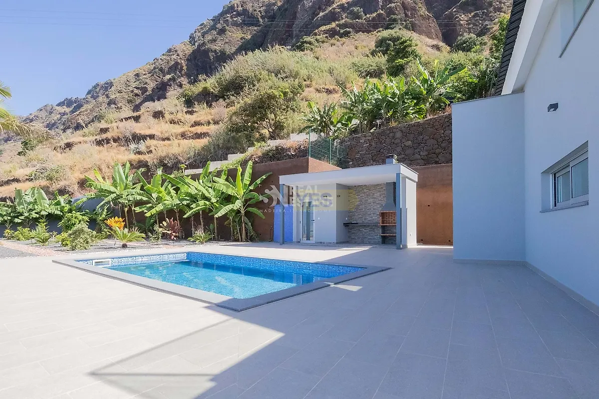 Moradia T4 à venda em Arco da Calheta, Calheta — foto 15
