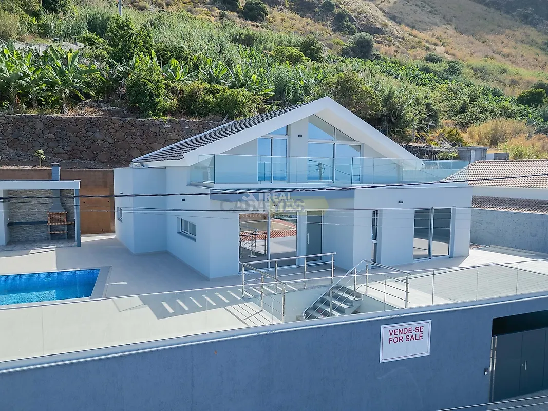 Moradia T4 à venda em Arco da Calheta, Calheta — foto 2