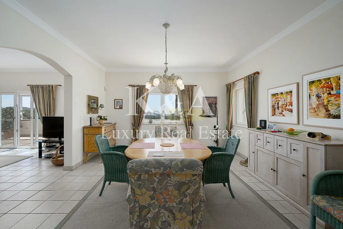 Apartamento T5 à venda em Santa Bárbara de Nexe, Faro — foto 8