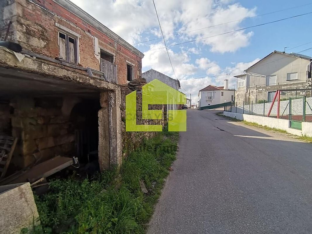 Moradia T3 à venda em São Miguel, Santa Eufémia e Rabaçal, Penela — foto 4