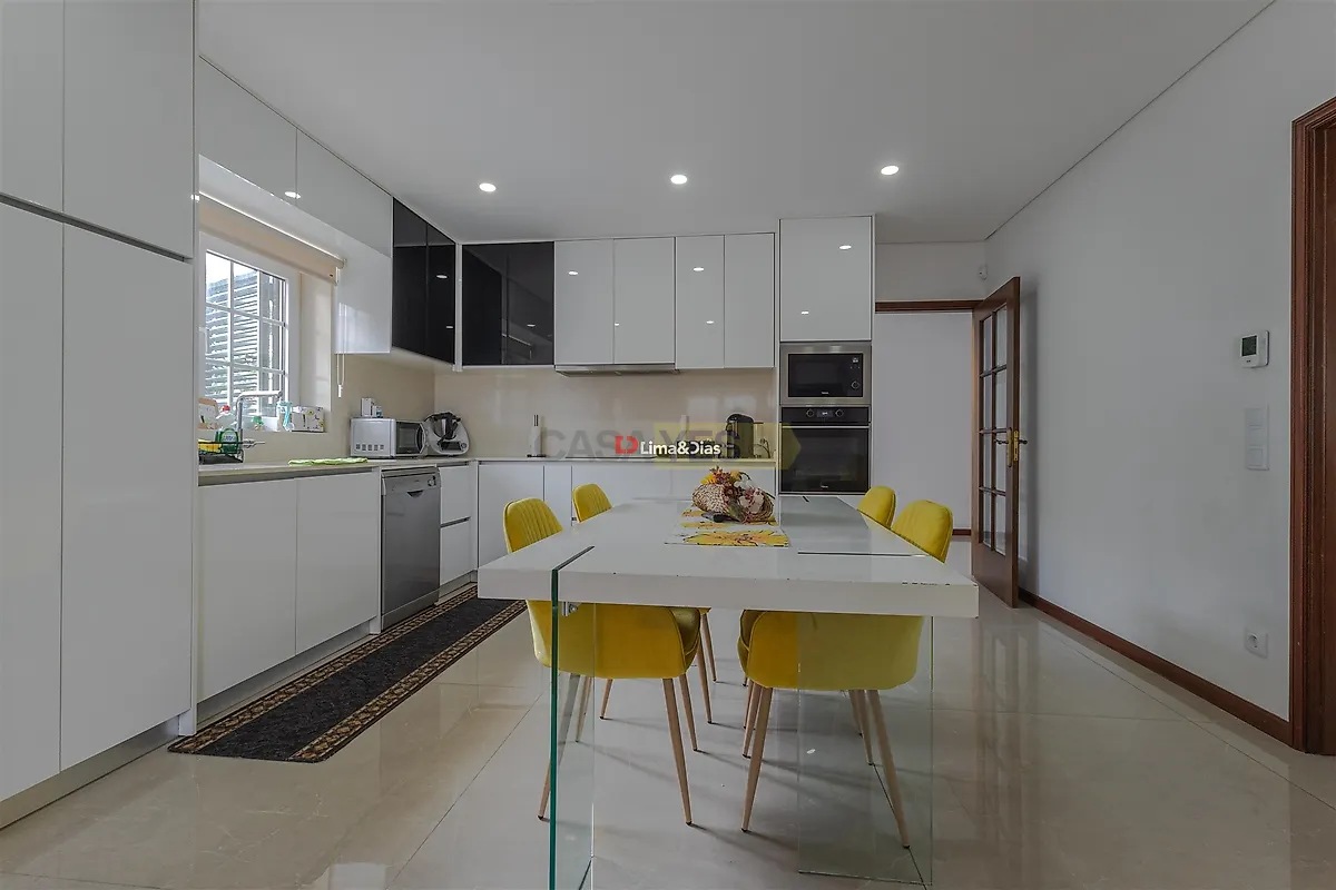 Apartamento T3 à venda em Santa Maria de Lamas, Santa Maria da Feira — foto 8