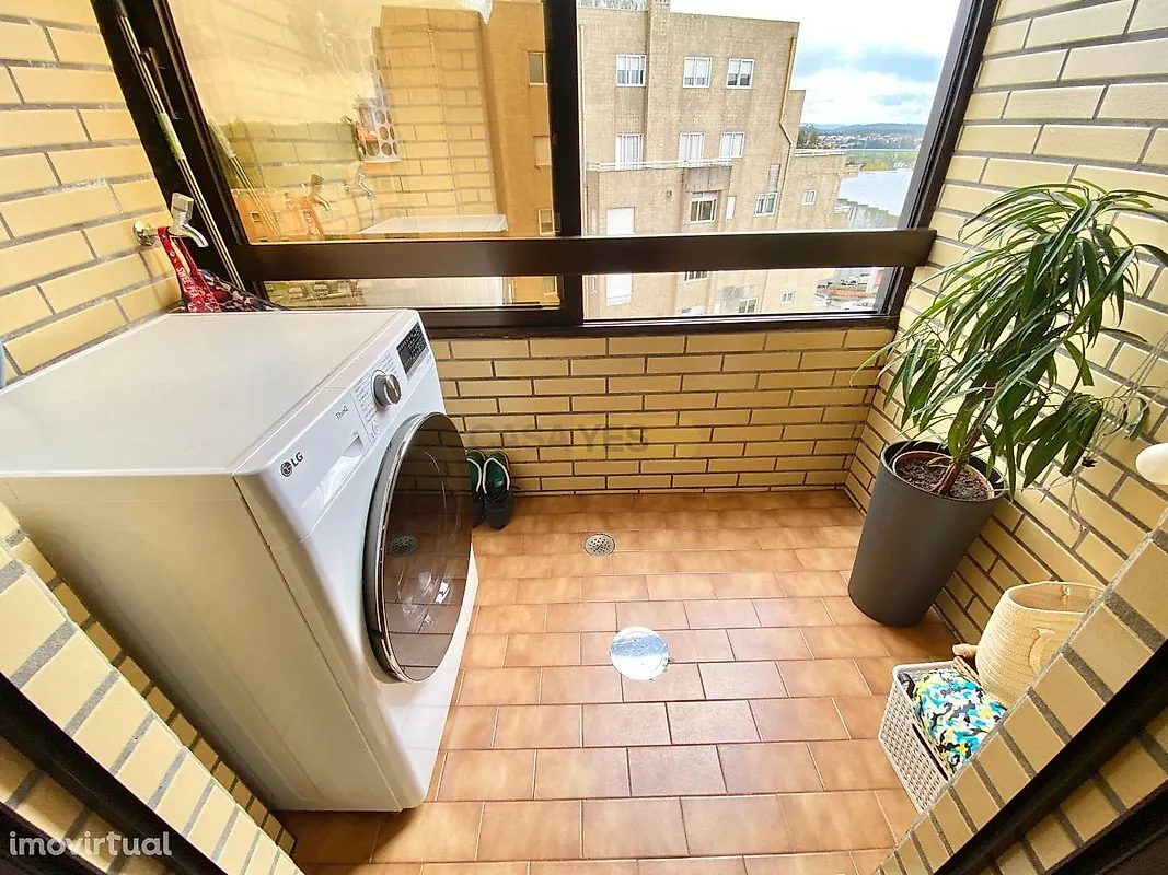 Apartamento T2 à venda em Castêlo da Maia, Maia — foto 5