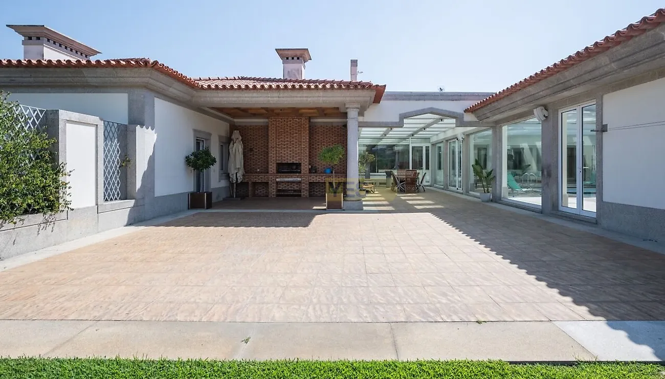 Moradia T5 à venda em Sande (São Martinho), Guimarães — foto 19