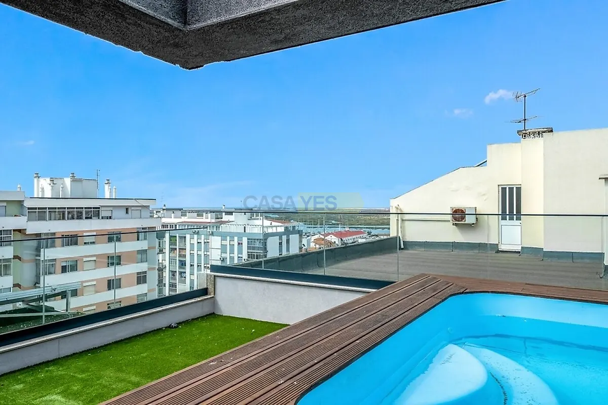 Apartamento T5 em Montenegro, €2.300.000