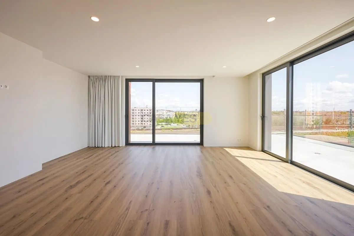 Apartamento T4 à venda em Esgueira, Aveiro — foto 2