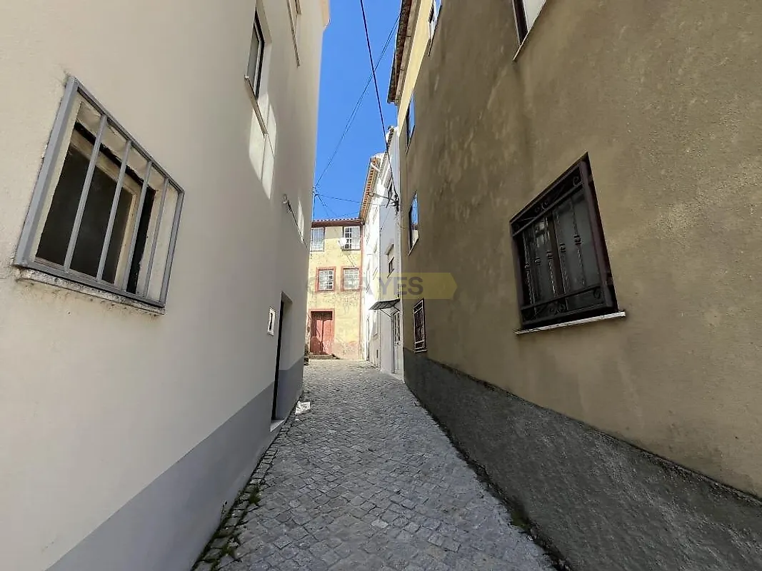 Moradia T4 à venda em Famalicão, Guarda — foto 2
