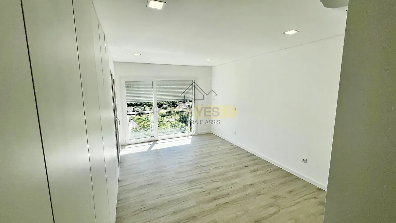 Moradia T4 à venda em Coimbra (Sé Nova, Santa Cruz, Almedina e São Bartolomeu), Coimbra — foto 11