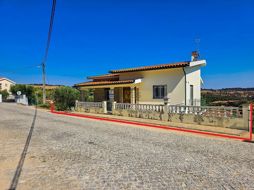 Moradia T4 à venda em Mêda, Outeiro de Gatos e Fonte Longa, Mêda — foto 2