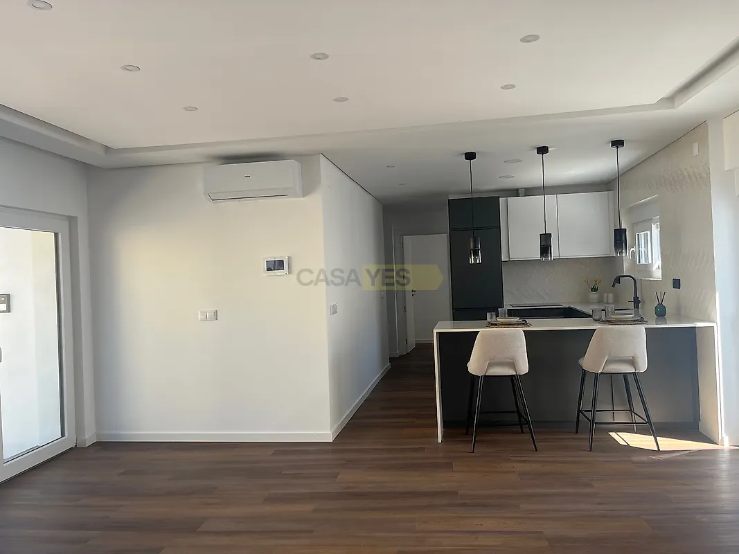 Moradia T3 à venda em Torres Vedras (São Pedro, Santiago, Santa Maria do Castelo e São Miguel) e Matacães, Torres Vedras — foto 4