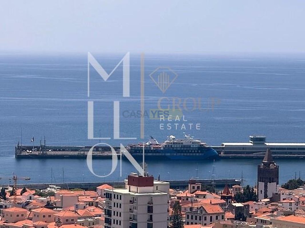 Apartamento T2 em Santa Luzia, €690.000