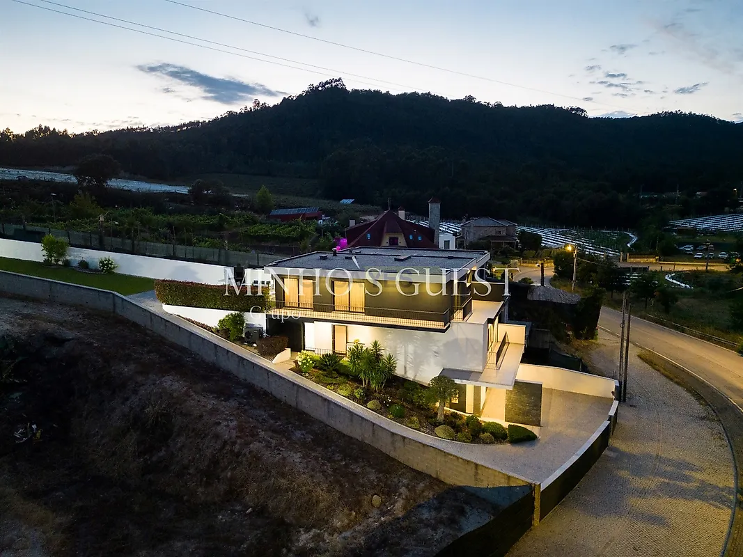 Moradia T3 à venda em Santo Emilião, Póvoa de Lanhoso — foto 4