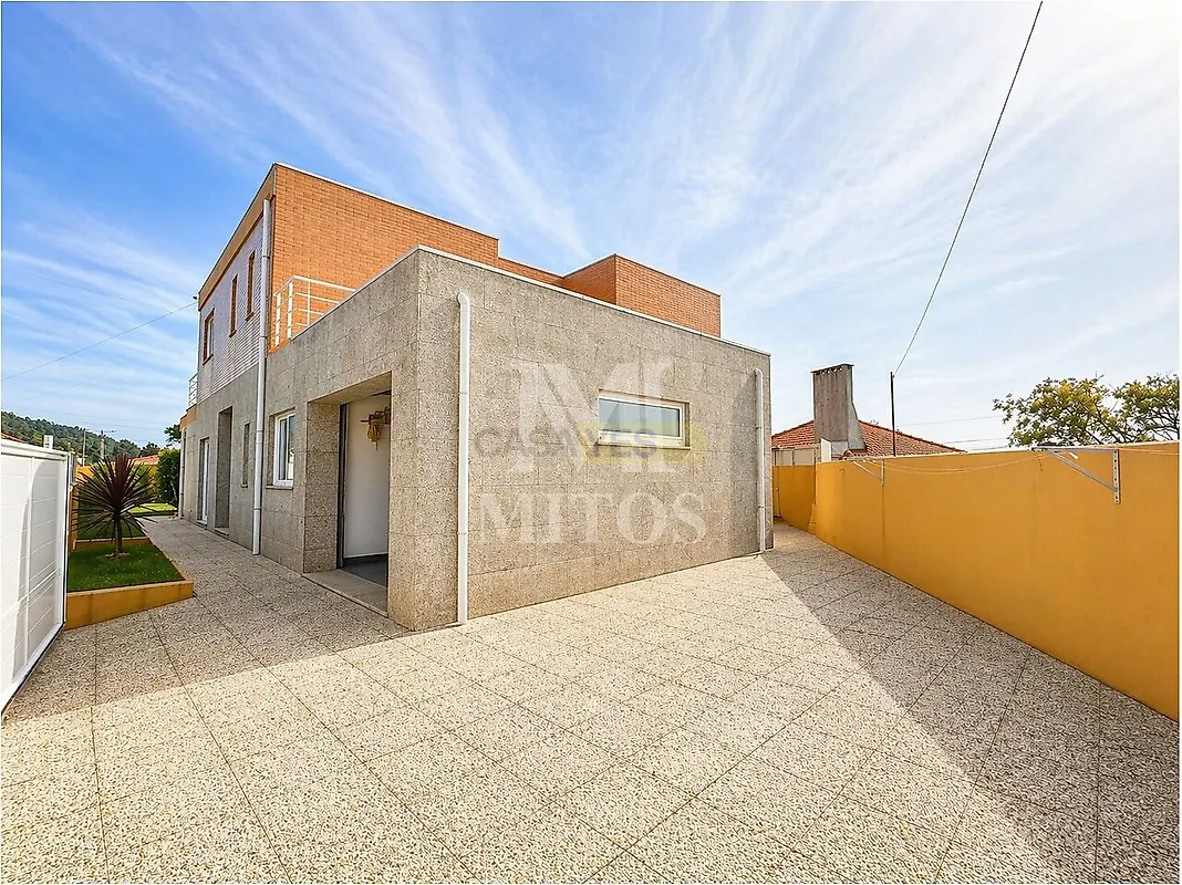 Moradia T3 em Areosa, €360.000