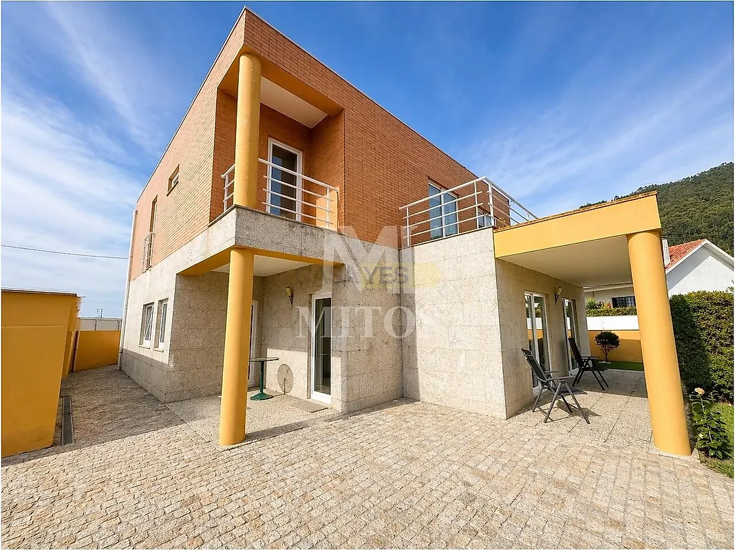 Moradia T3 à venda em Areosa, Viana do Castelo — foto 2