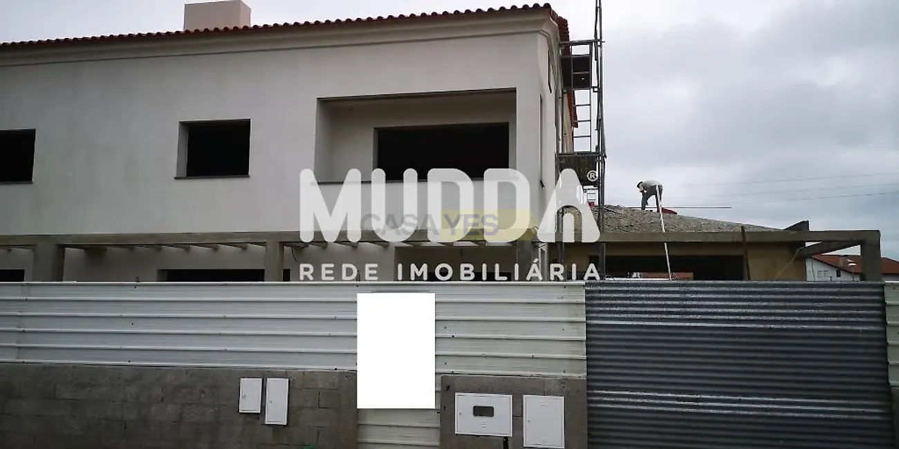 Moradia T4 à venda em Esgueira, Aveiro — foto 2