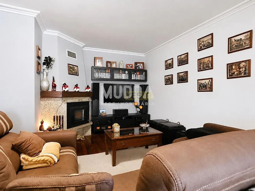 Apartamento T3 à venda em Santa Maria Maior, Chaves — foto 2