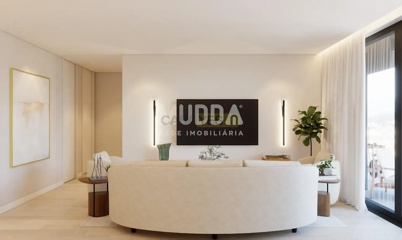 Apartamento T1 em São Félix da Marinha, €240.000