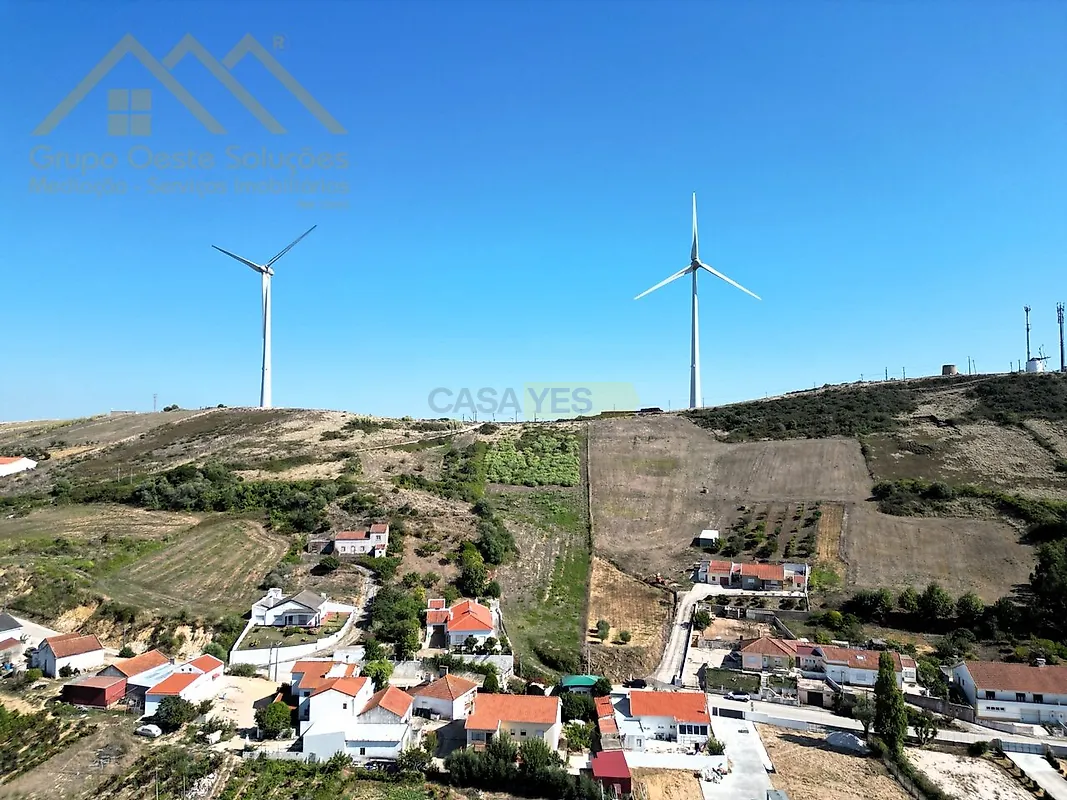 Moradia T3 à venda em Torres Vedras (São Pedro, Santiago, Santa Maria do Castelo e São Miguel) e Matacães, Torres Vedras — foto 7