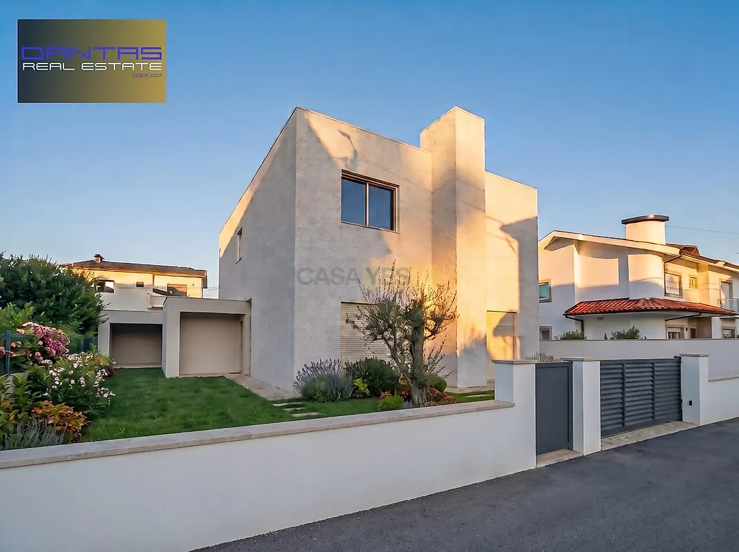 Moradia T4 em Palmeira, €475.000