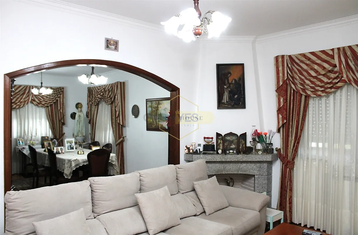 Moradia T5 à venda em Arões, Vale de Cambra — foto 4