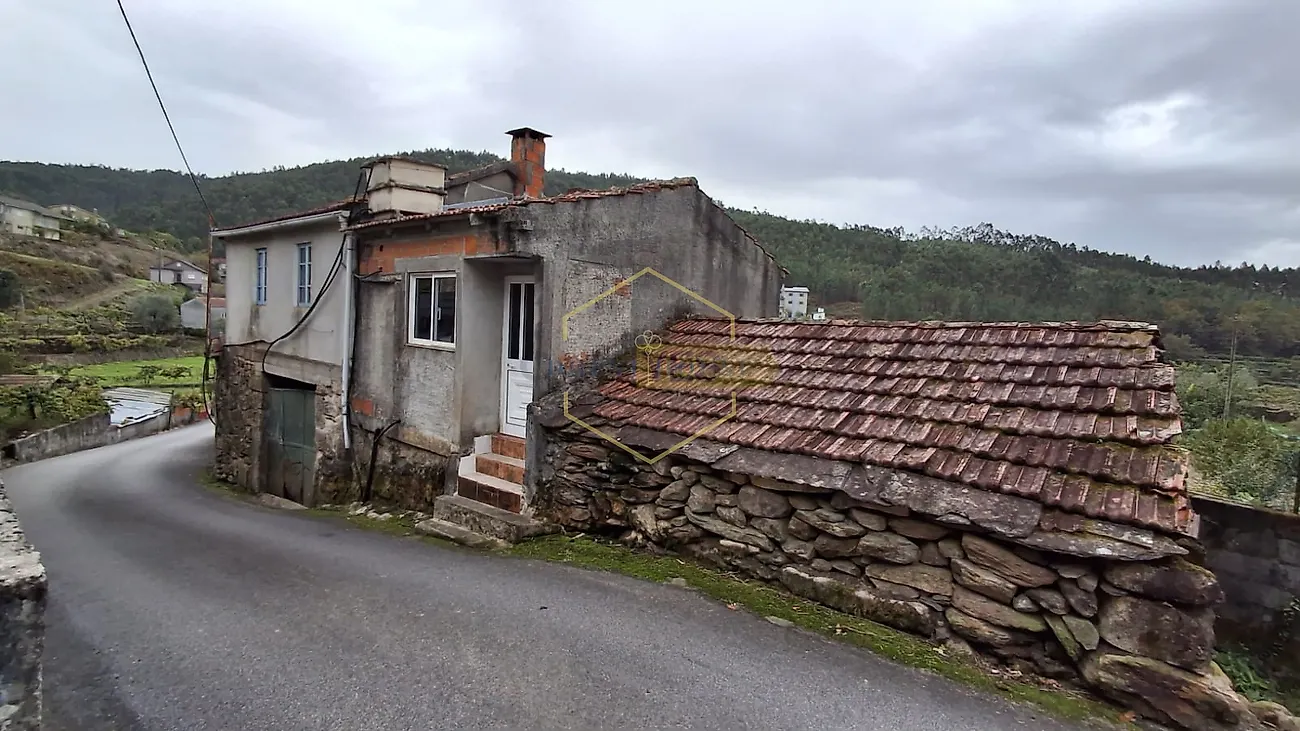 Moradia T3 à venda em Arões, Vale de Cambra — foto 4
