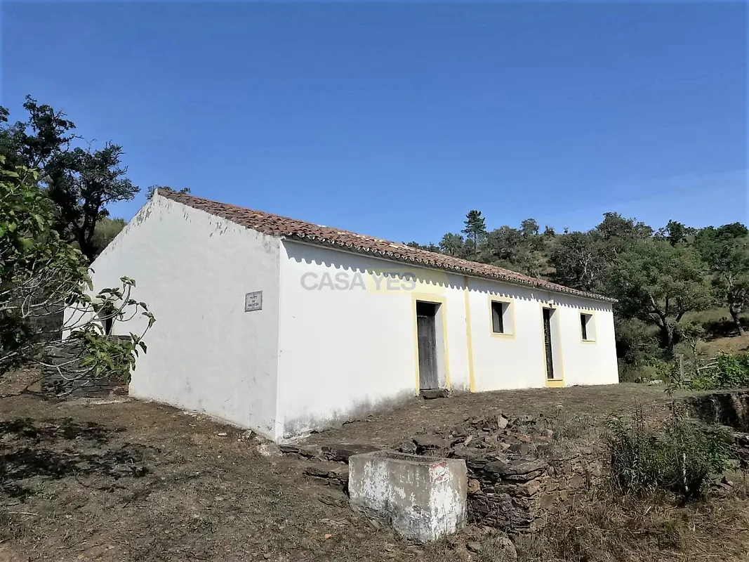 Moradia T2 à venda em São Marcos da Serra, €220.000