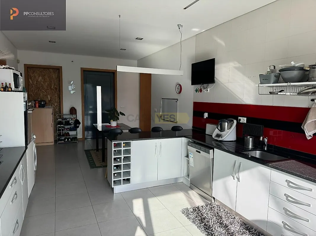 Moradia T4 à venda em Oiã, Oliveira do Bairro — foto 11