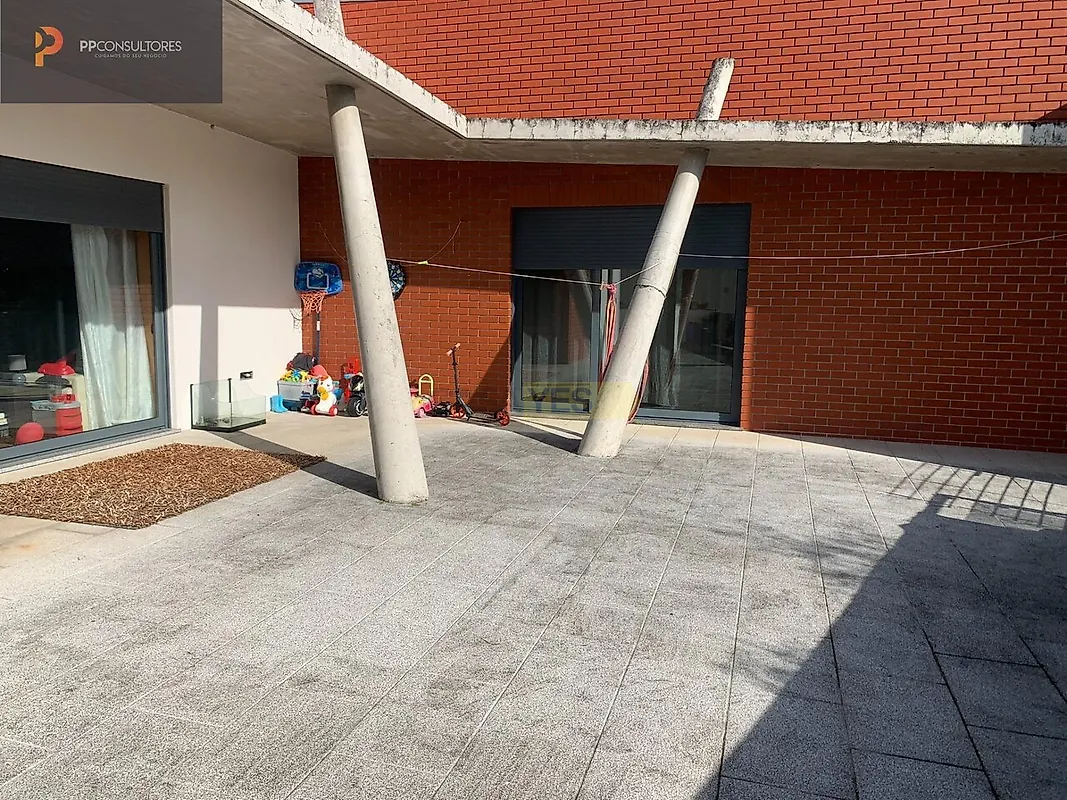Moradia T4 à venda em Oiã, Oliveira do Bairro — foto 2