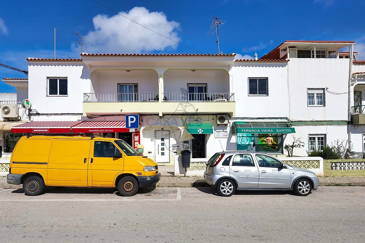 Apartamento T2 à venda em Estômbar e Parchal, Lagoa — foto 2