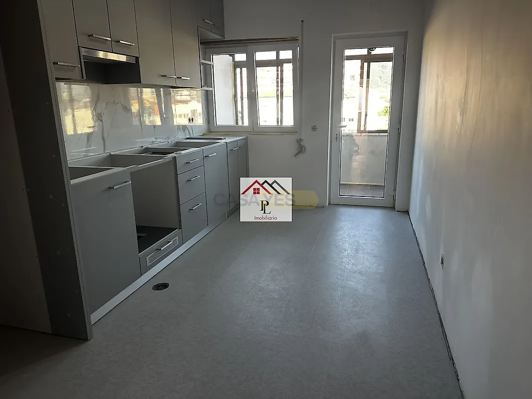 Apartamento T2 à venda em Lamas, Miranda do Corvo — foto 3