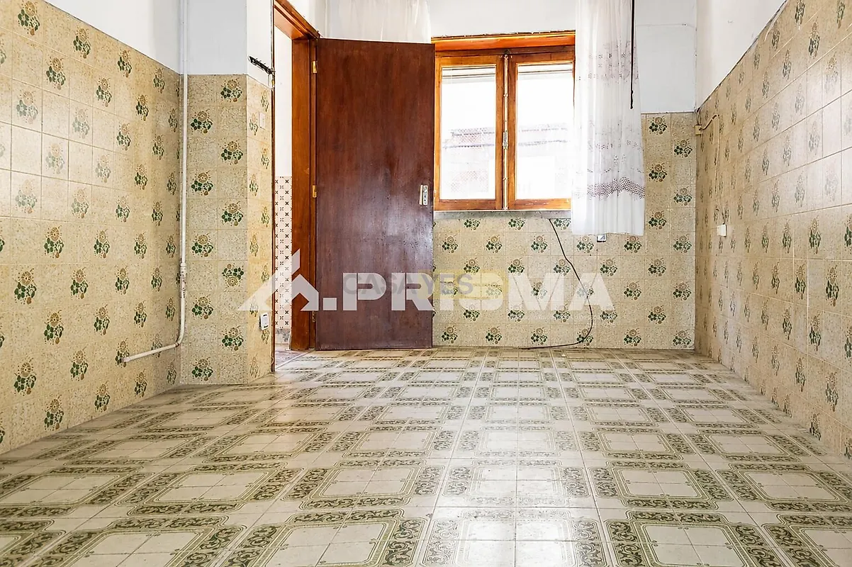 Moradia T1 em Alcains, €77.500