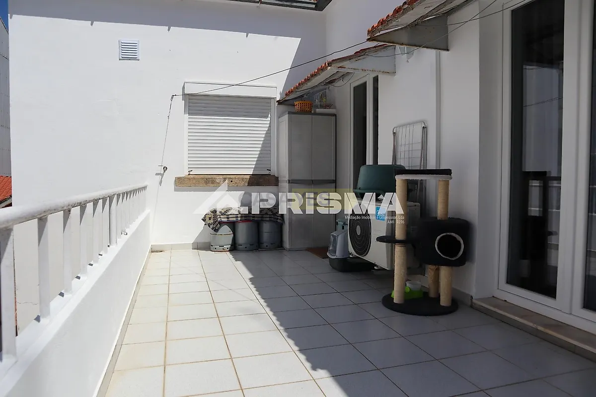 Apartamento T2 à venda em Castelo Branco, Horta — foto 9