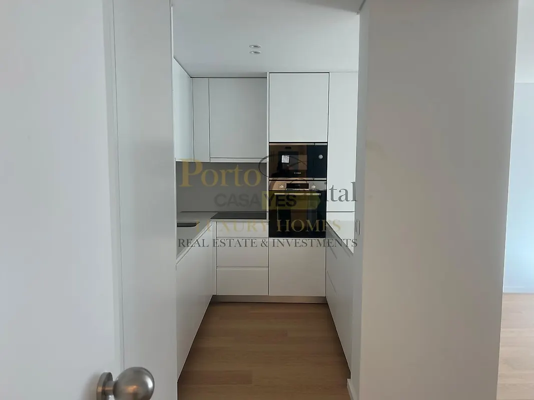Apartamento T0 à venda em Mafamude e Vilar do Paraíso, Vila Nova de Gaia — foto 2