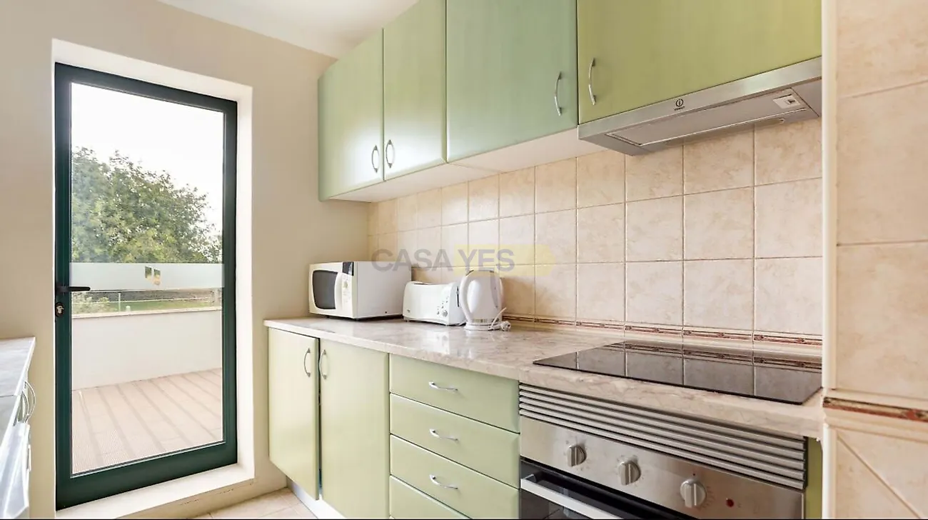 Apartamento T0 à venda em Estômbar e Parchal, Lagoa — foto 9