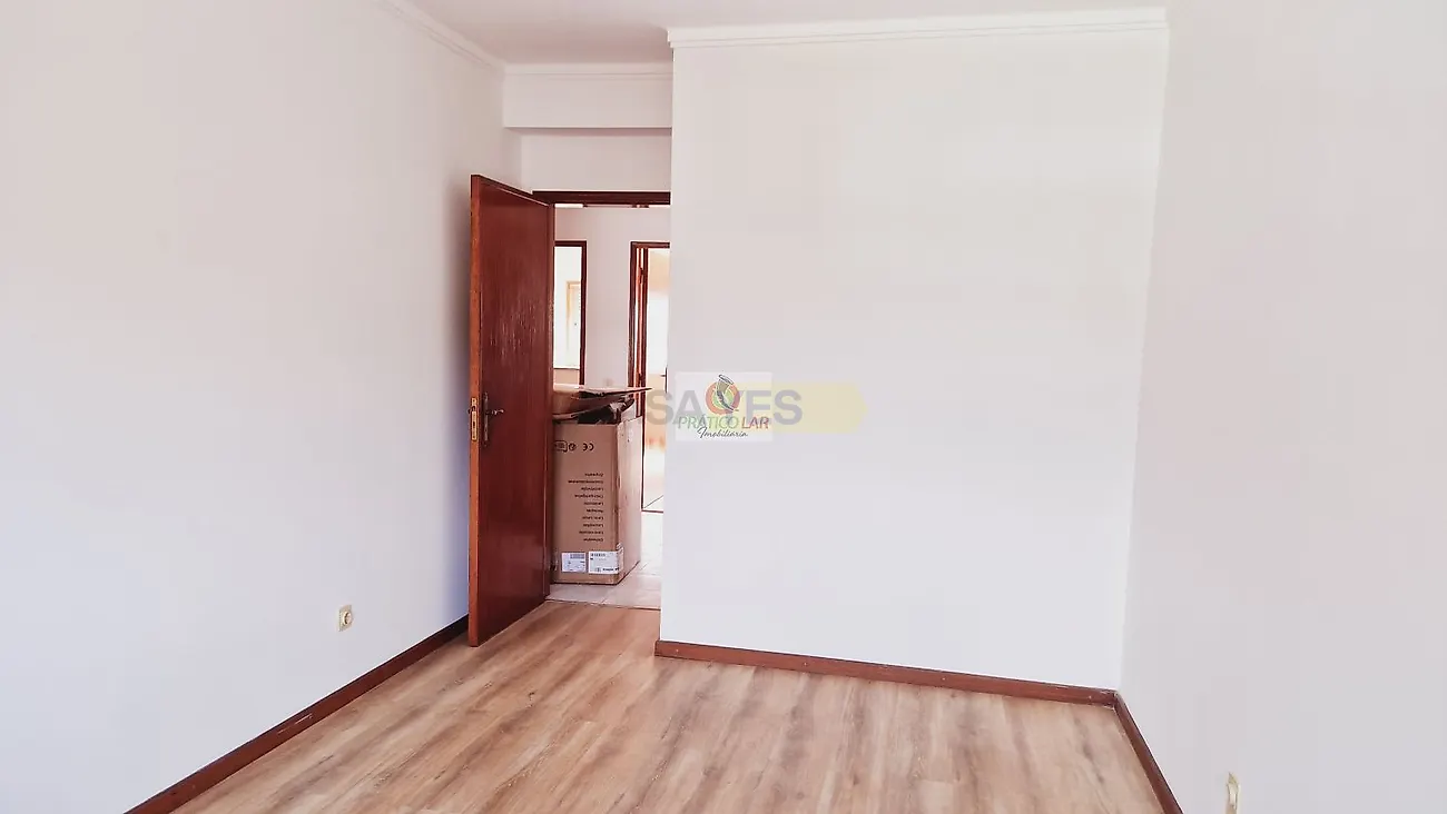 Apartamento T2 à venda em Oiã, Oliveira do Bairro — foto 2