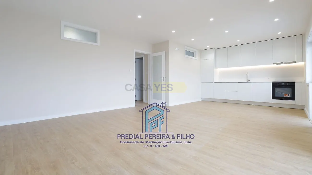 Moradia T5 à venda em Cidade da Maia, Maia — foto 2