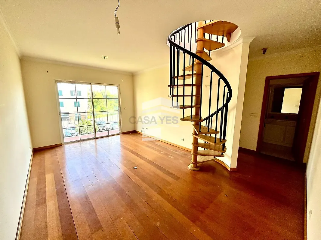 Apartamento T2 à venda em São Pedro, €341.000