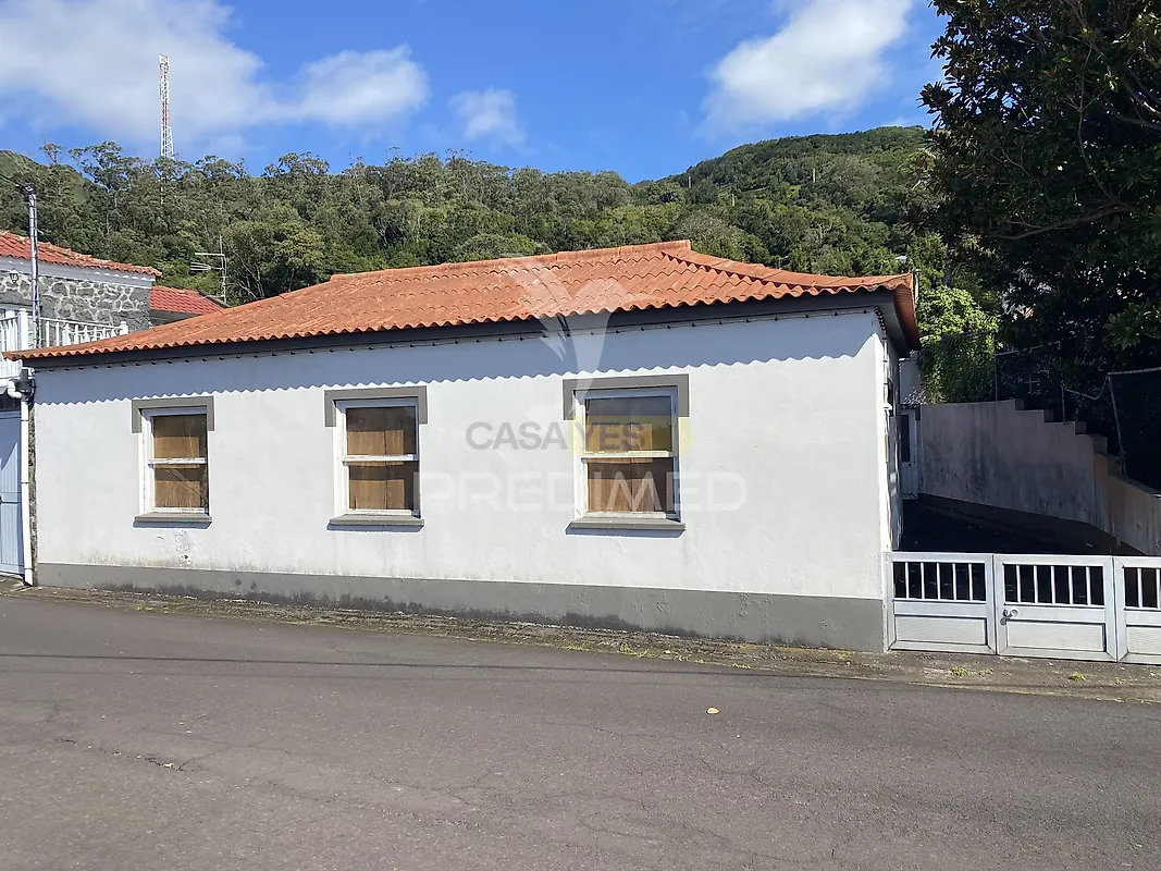 Moradia T4 à venda em Urzelina (São Mateus), Velas — foto 2