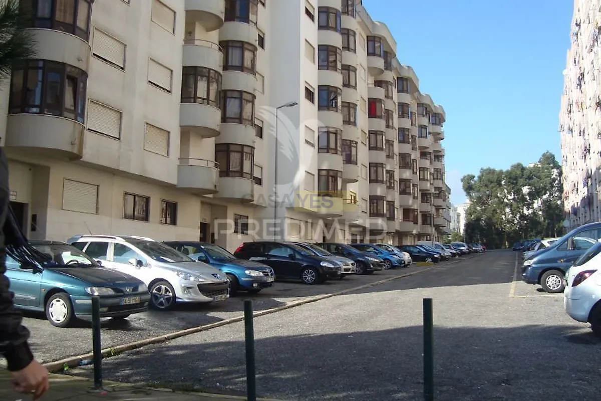 Apartamento T1 à venda em Rio de Mouro, Sintra — foto 2