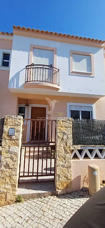 Moradia T4 à venda em Estômbar e Parchal, Lagoa — foto 1