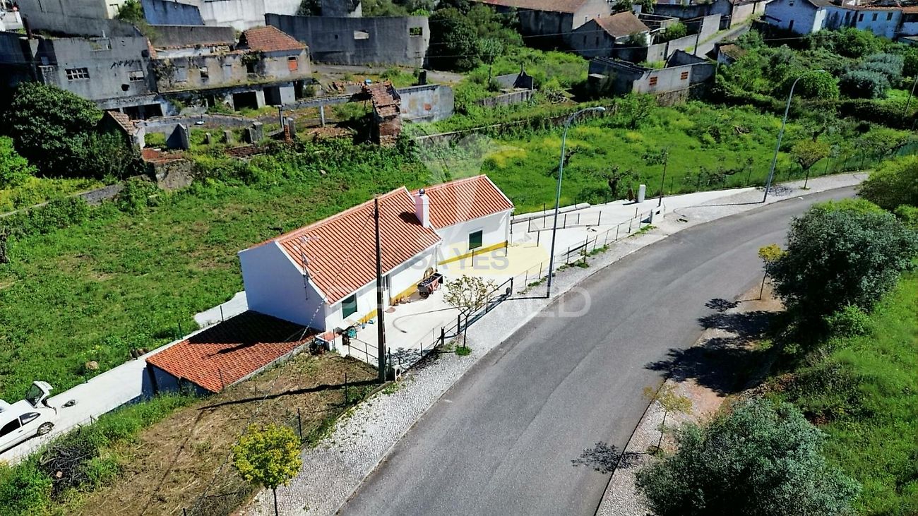 Moradia T5 à venda em Alcanena e Vila Moreira, Alcanena — foto 2