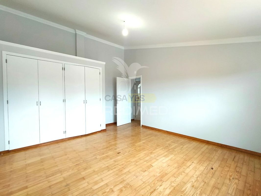 Moradia T5 à venda em Monte Redondo e Carreira, Leiria — foto 16